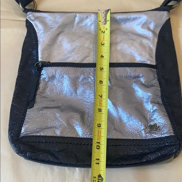 22:07 - The Sak Leather Crossbody Bag - Picture 15 of 16